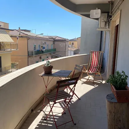 In Centro A 2 Minuti A Piedi Dalla Siaggia 게스트하우스